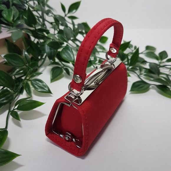 Travel Size Jewelry Case Ring Holder Mini Purse Red Silver Single Compartment - Picture 3 of 5
